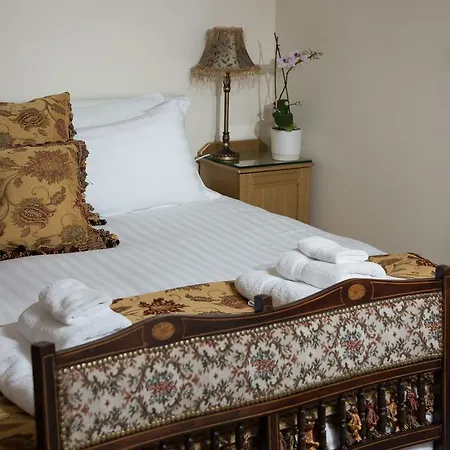 Summerhouse 4*