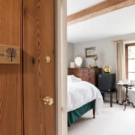 Couette-café Summerhouse 4*