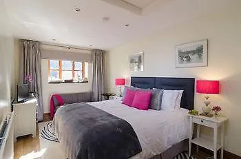 Summerhouse בריסטול